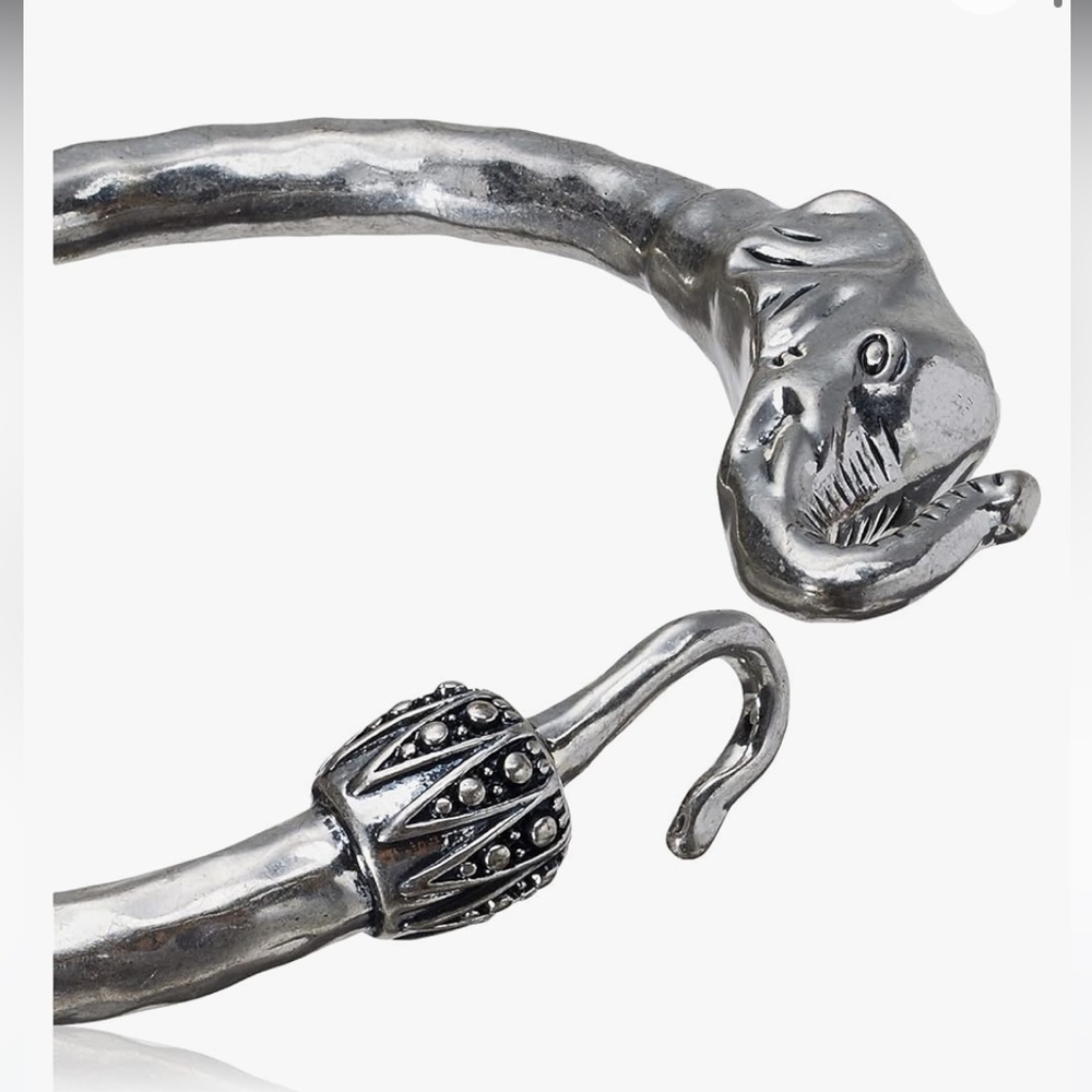 Lucky Brand: Silver elephant bangle bracelet